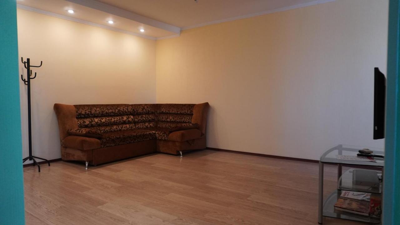 Sunrise Apartments Triumph Asztana Kültér fotó